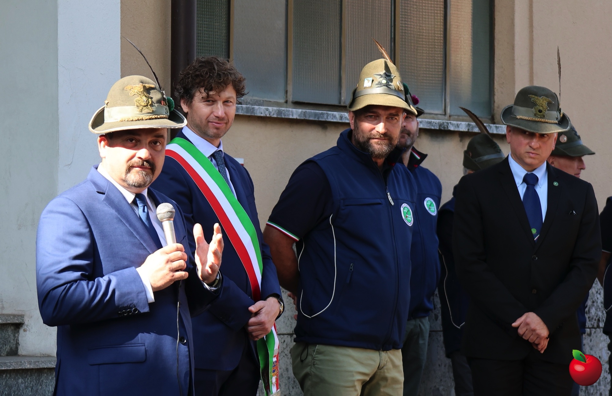 Brivio100Alpini69.jpg (578 KB)