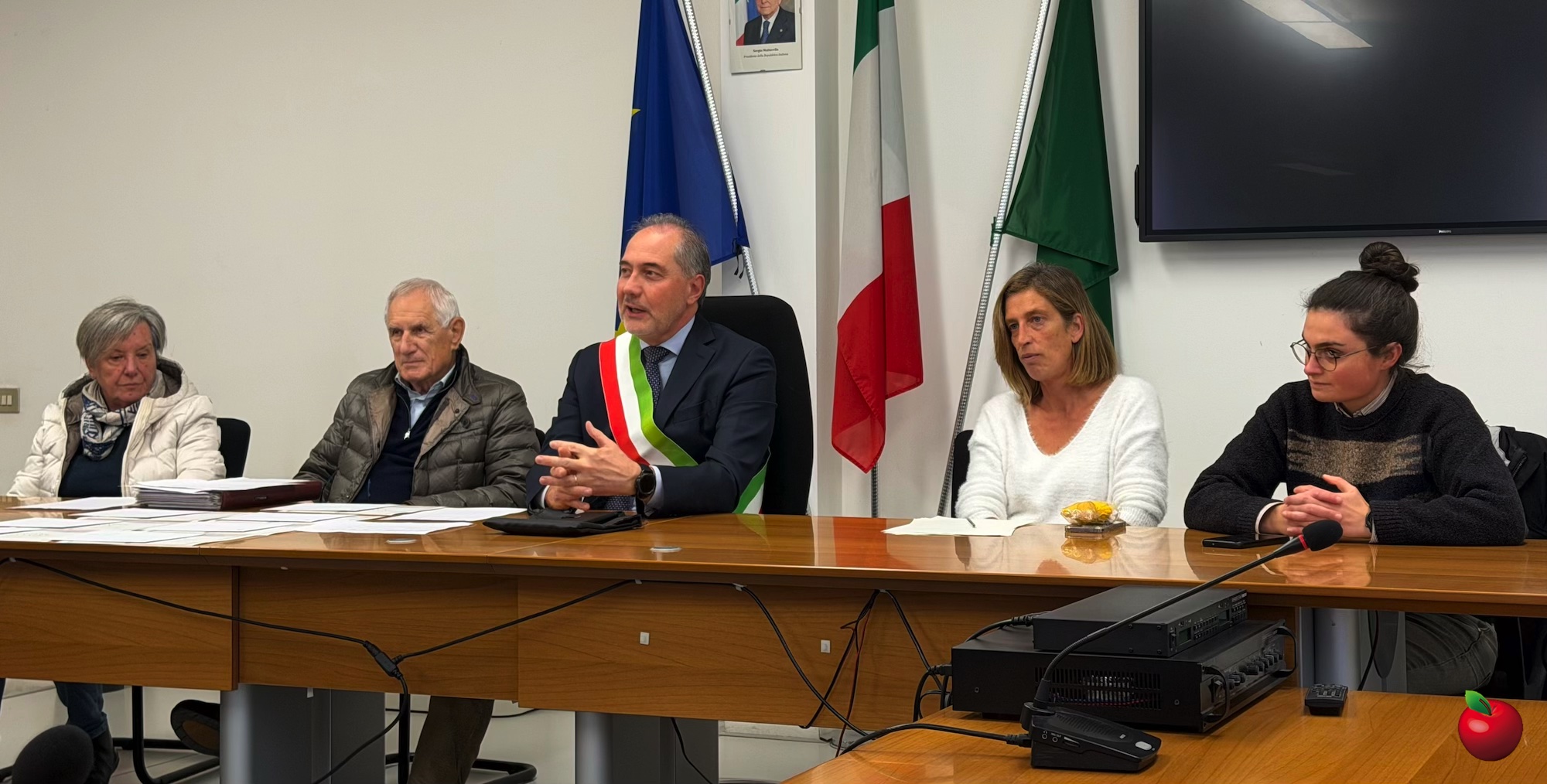 Calco_Borse_fondo1.jpg (487 KB)