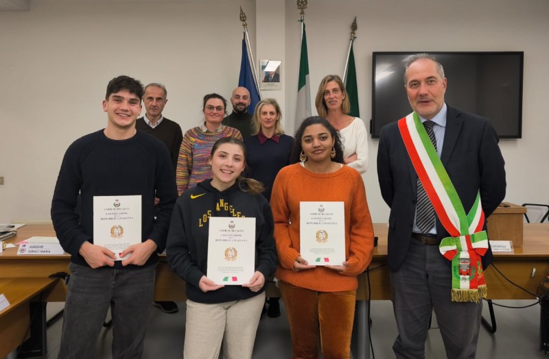 WhatsApp_Image_2025-11-27_at_21.14.52.jpeg (78 KB)