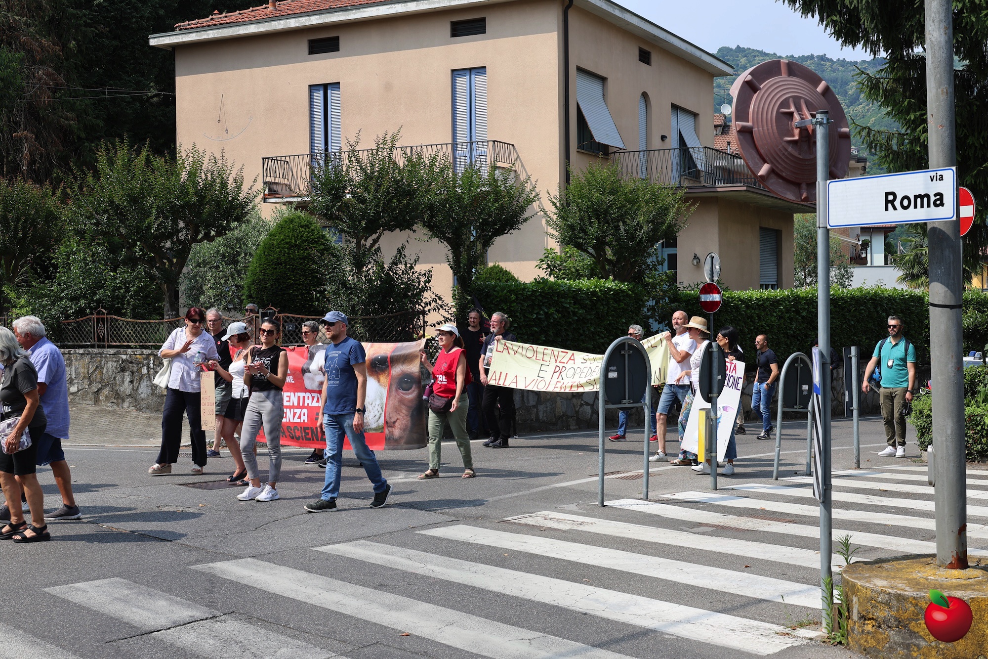Manifestazione_Vivisezione32.jpg (1.35 MB)