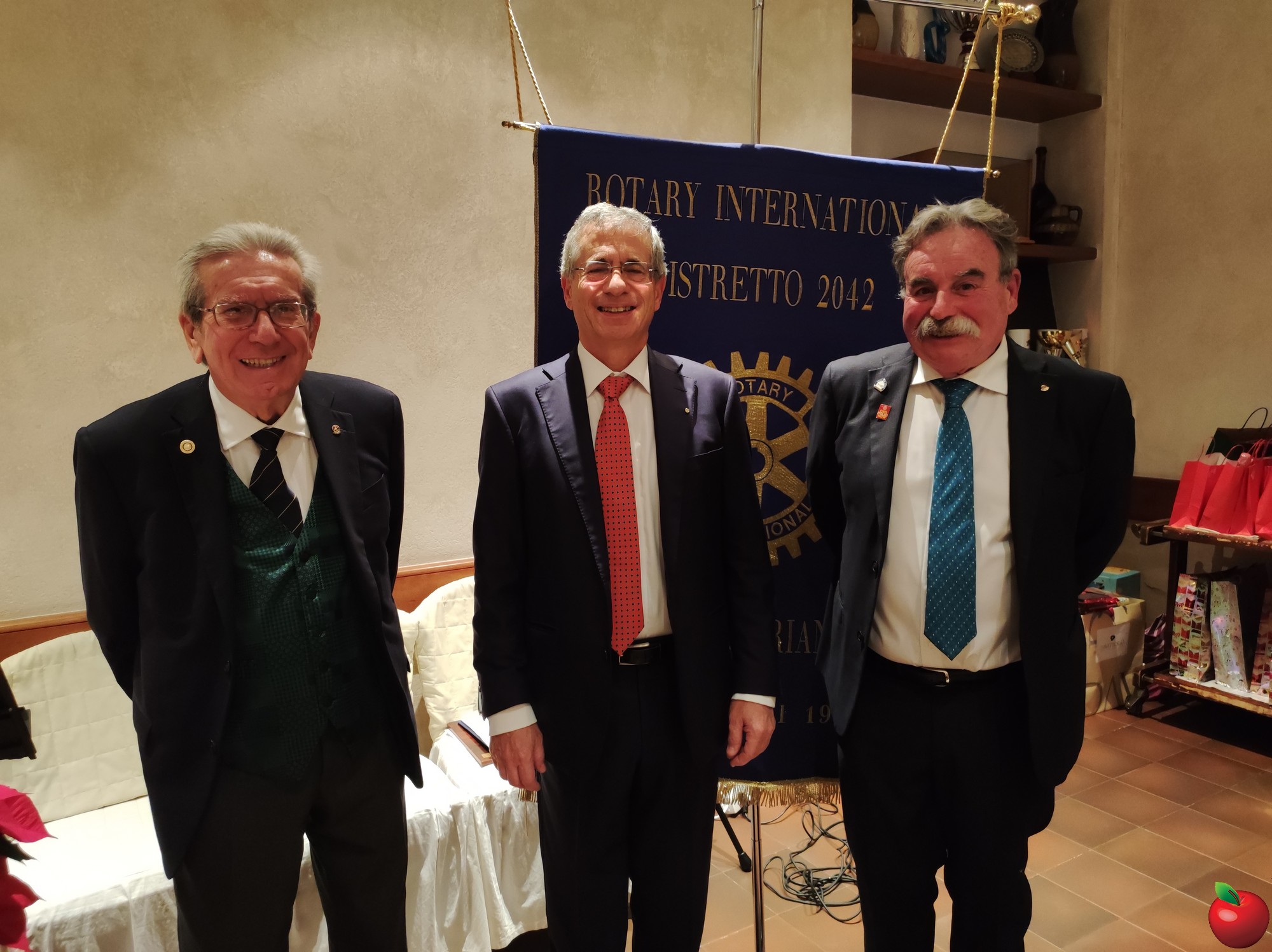 ImbersagoCenaRotary__13__prima.jpg (440 KB)