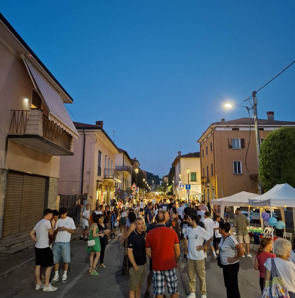 LVB_Notte_Gialla11.jpg (112 KB)