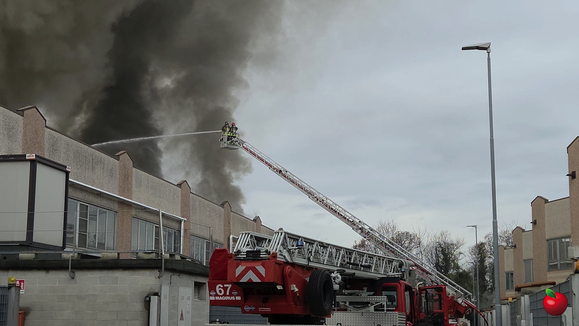 WhatsApp_Image_2025-12-04_at_13.29.50__2_.jpg (339 KB)