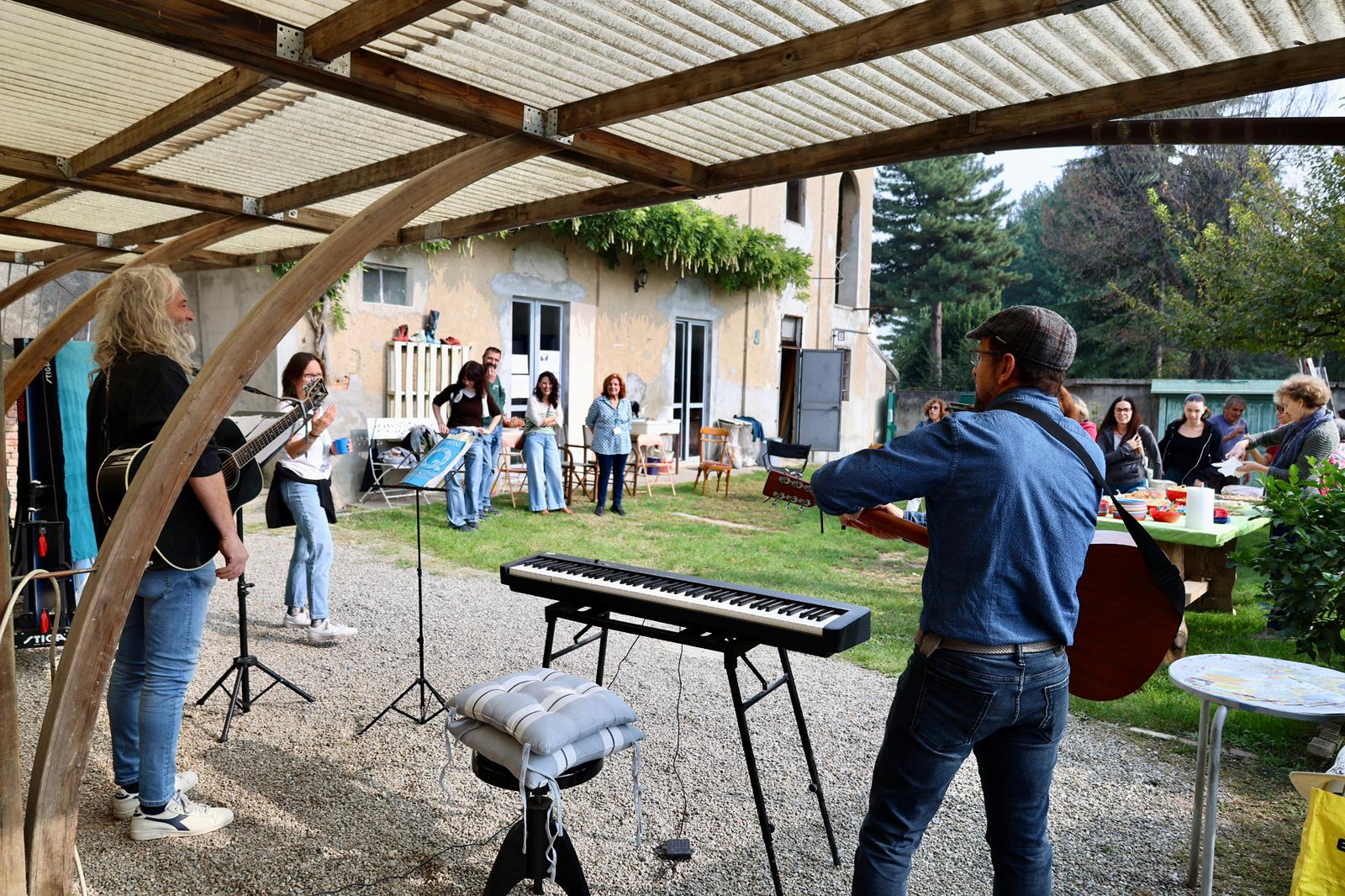 PadernoTheBridgeFestival__4_.jpg (406 KB)