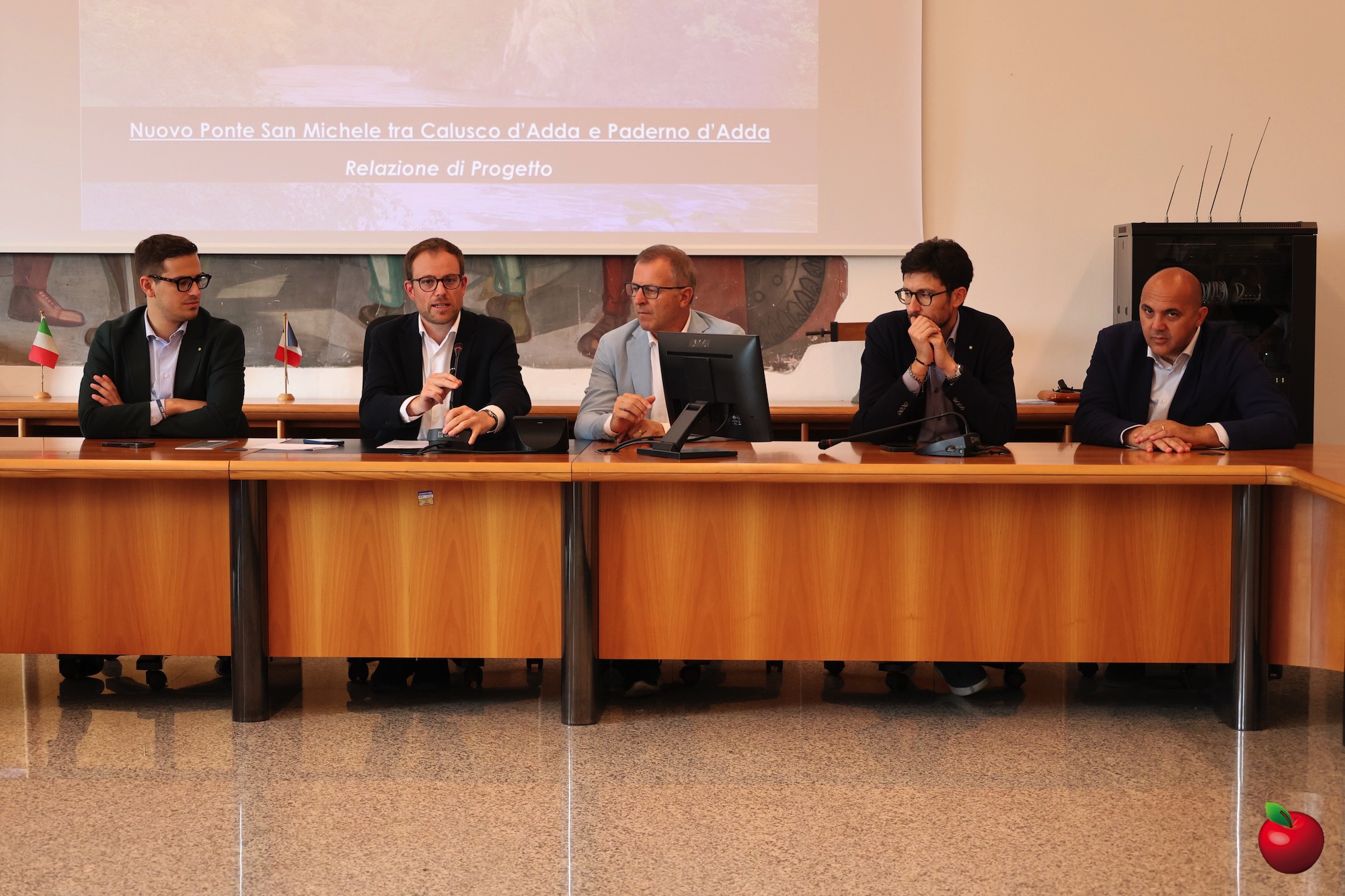 Paderno_Commissione_Regione14.jpg (727 KB)