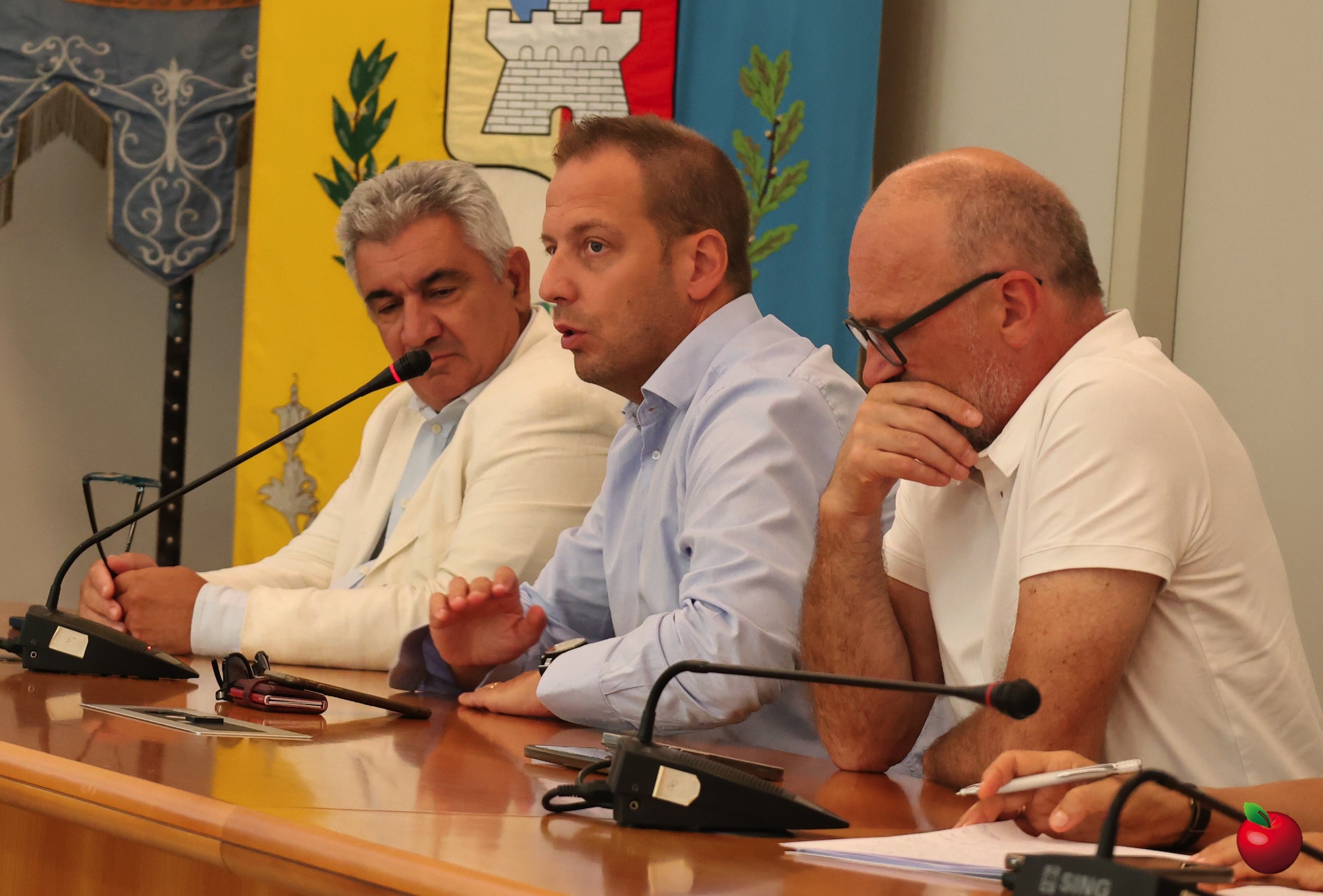 Paderno_Commissione_Regione31.jpg (629 KB)