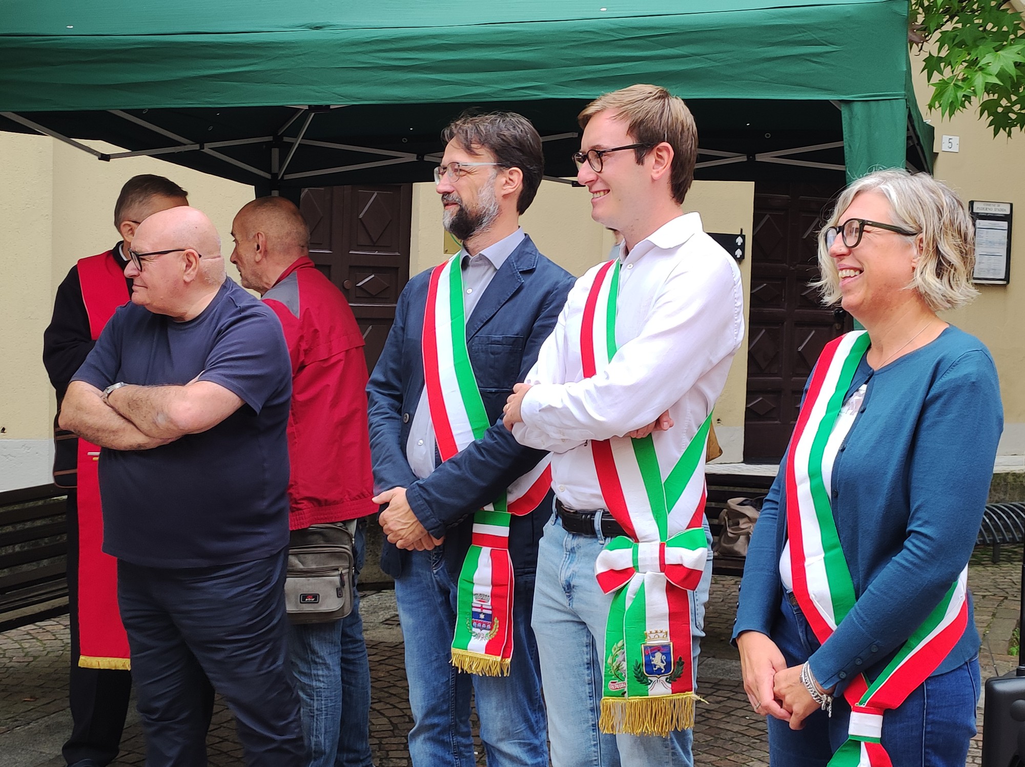 AuserNuovoMezzo__7_.jpg (647 KB)