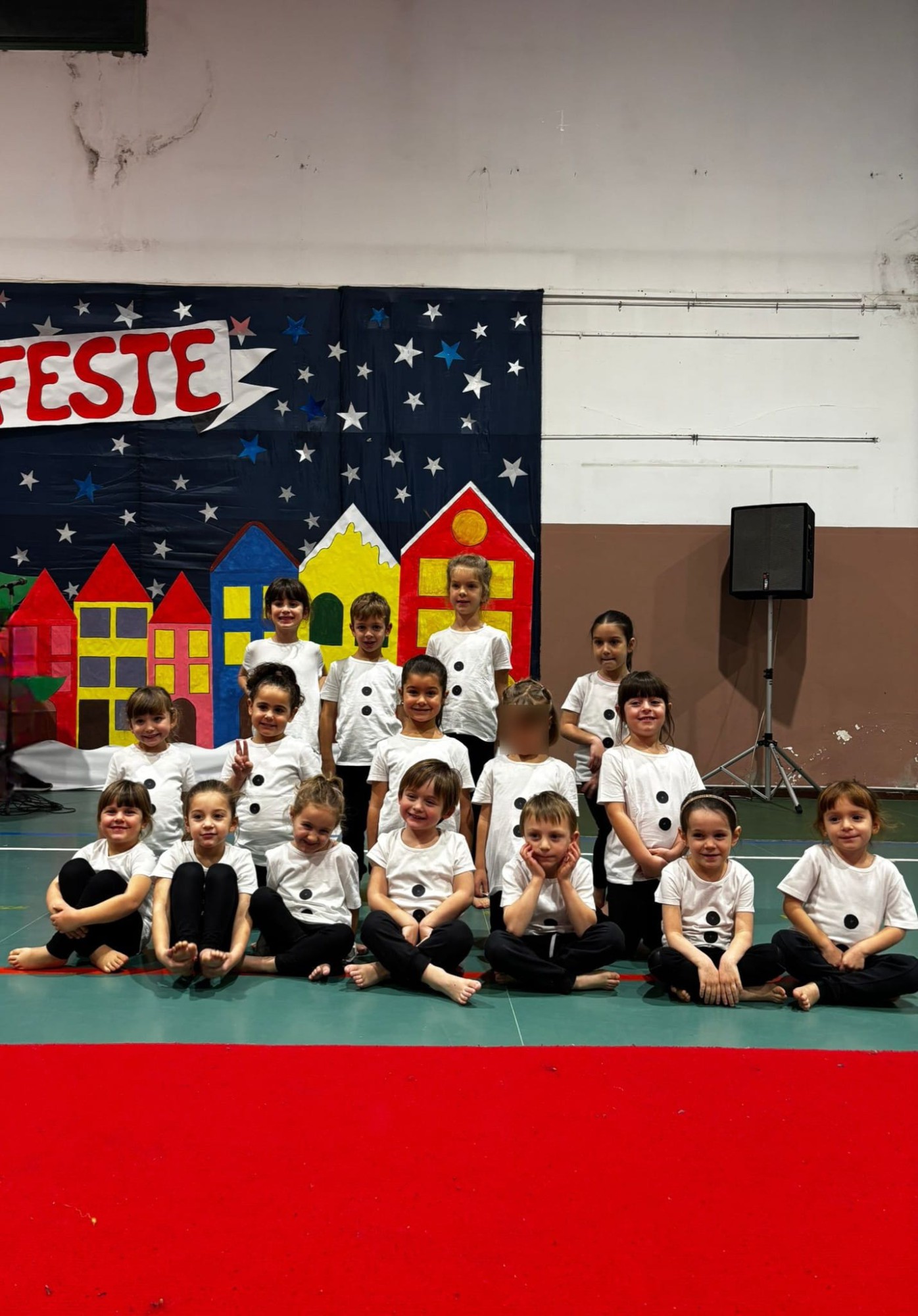 1._Asilo.jpg (372 KB)