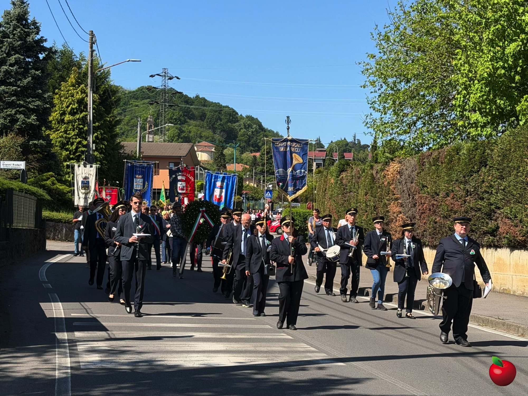 IMG_4956.jpg (1.20 MB)