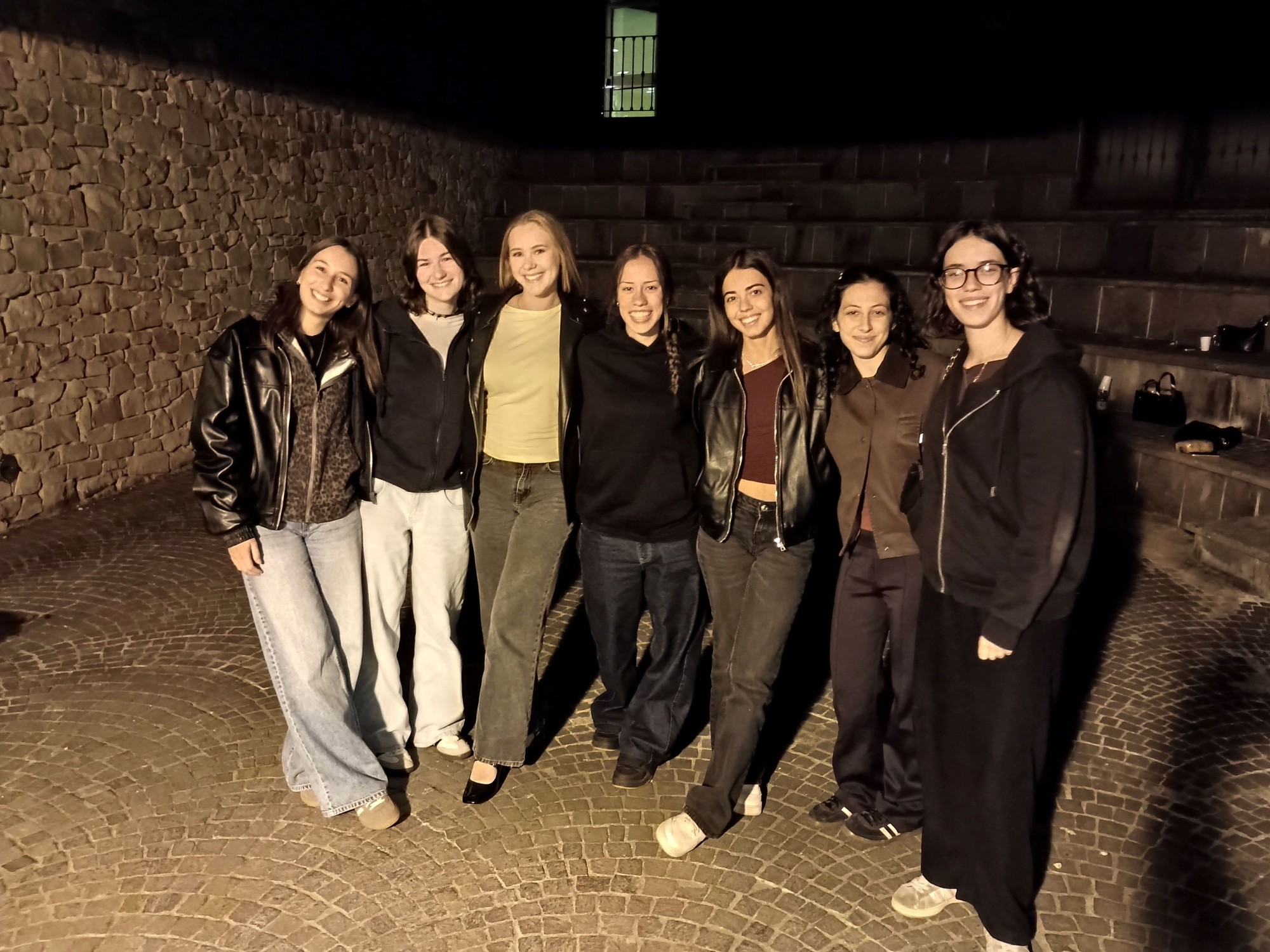 Gruppo_giovani_Partecipanti.jpg (512 KB)