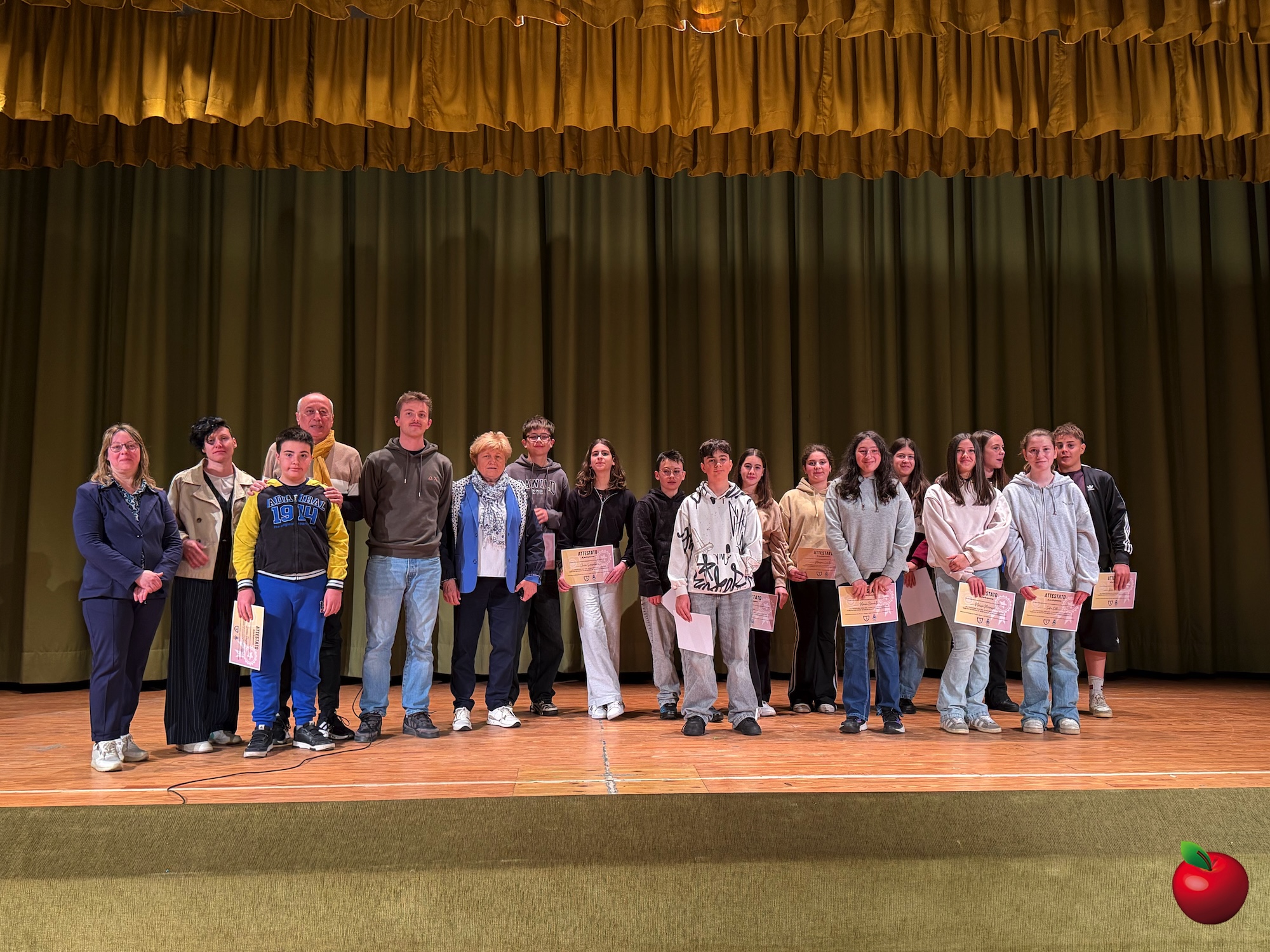 Airuno_concorso_foto10.jpg (1.04 MB)