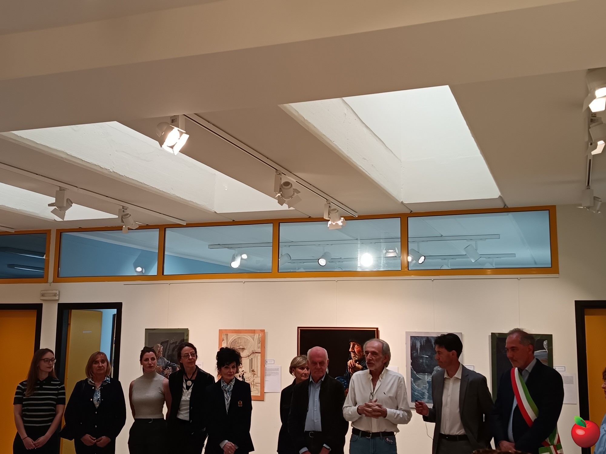 1000077134.jpg (355 KB)