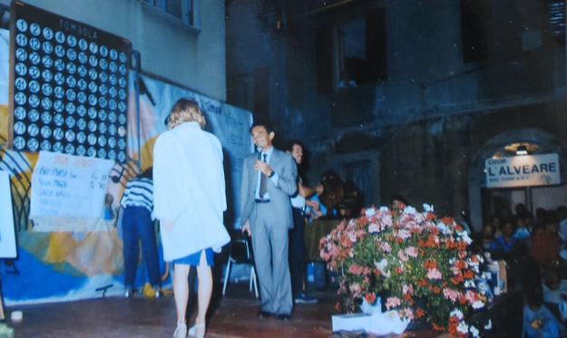 alveare_30esimo13.jpg (64 KB)
