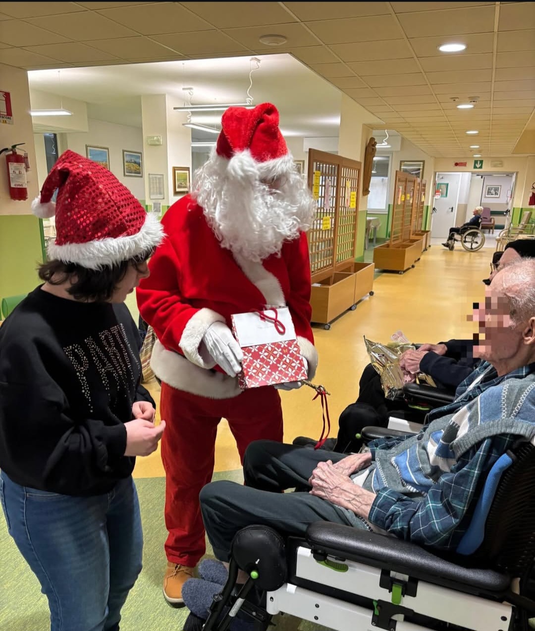 1000445004.jpg (357 KB)