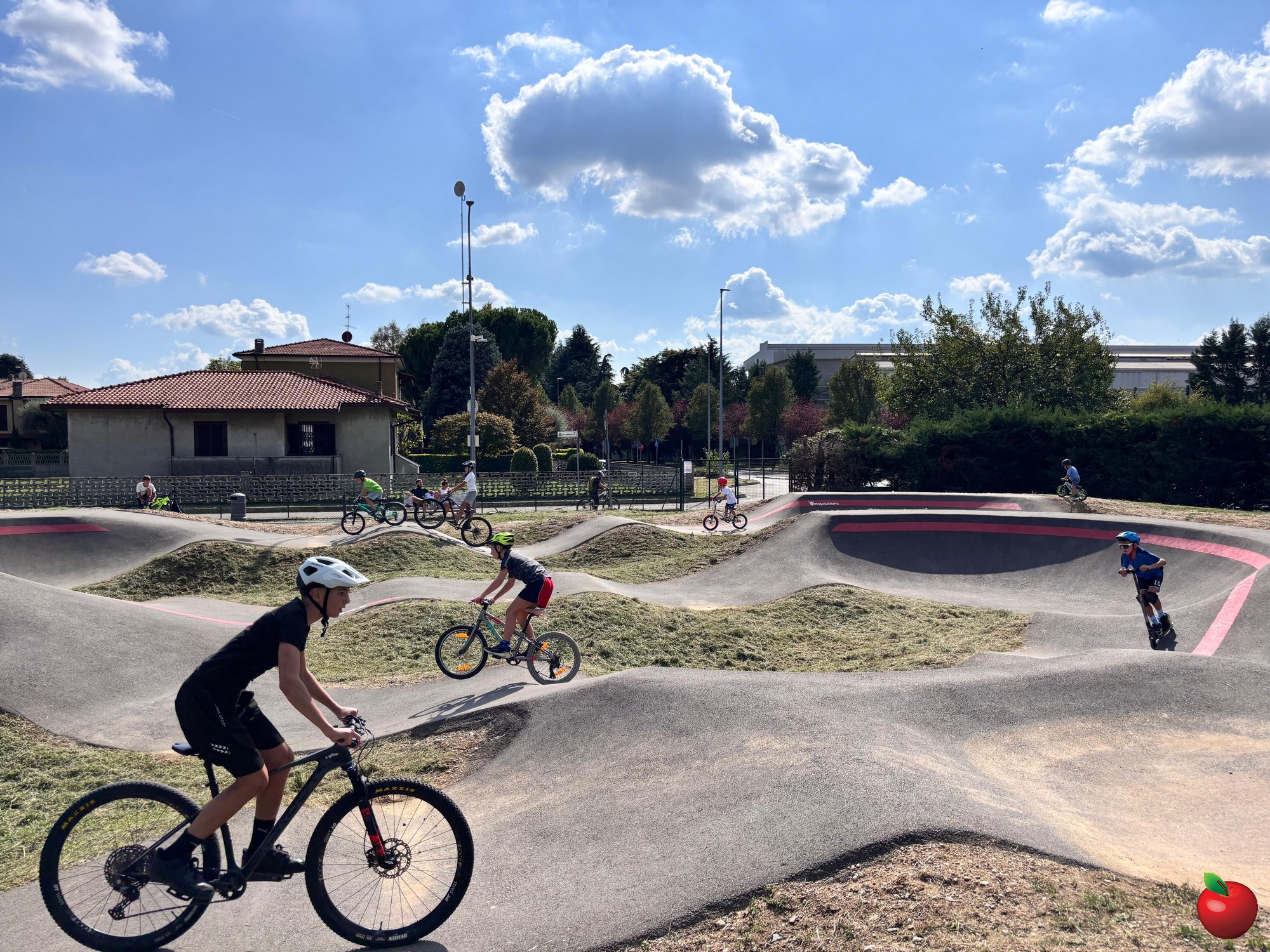 BrugaroloPumpTrack__26_.jpg (981 KB)
