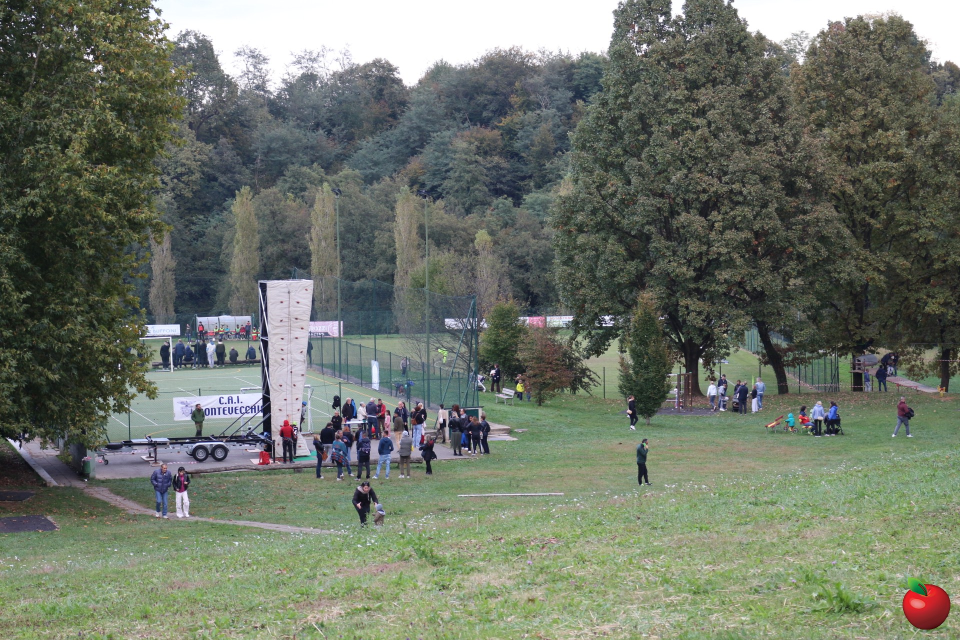 FestaAutunno_CAIMontevecchia__1_.jpg (916 KB)