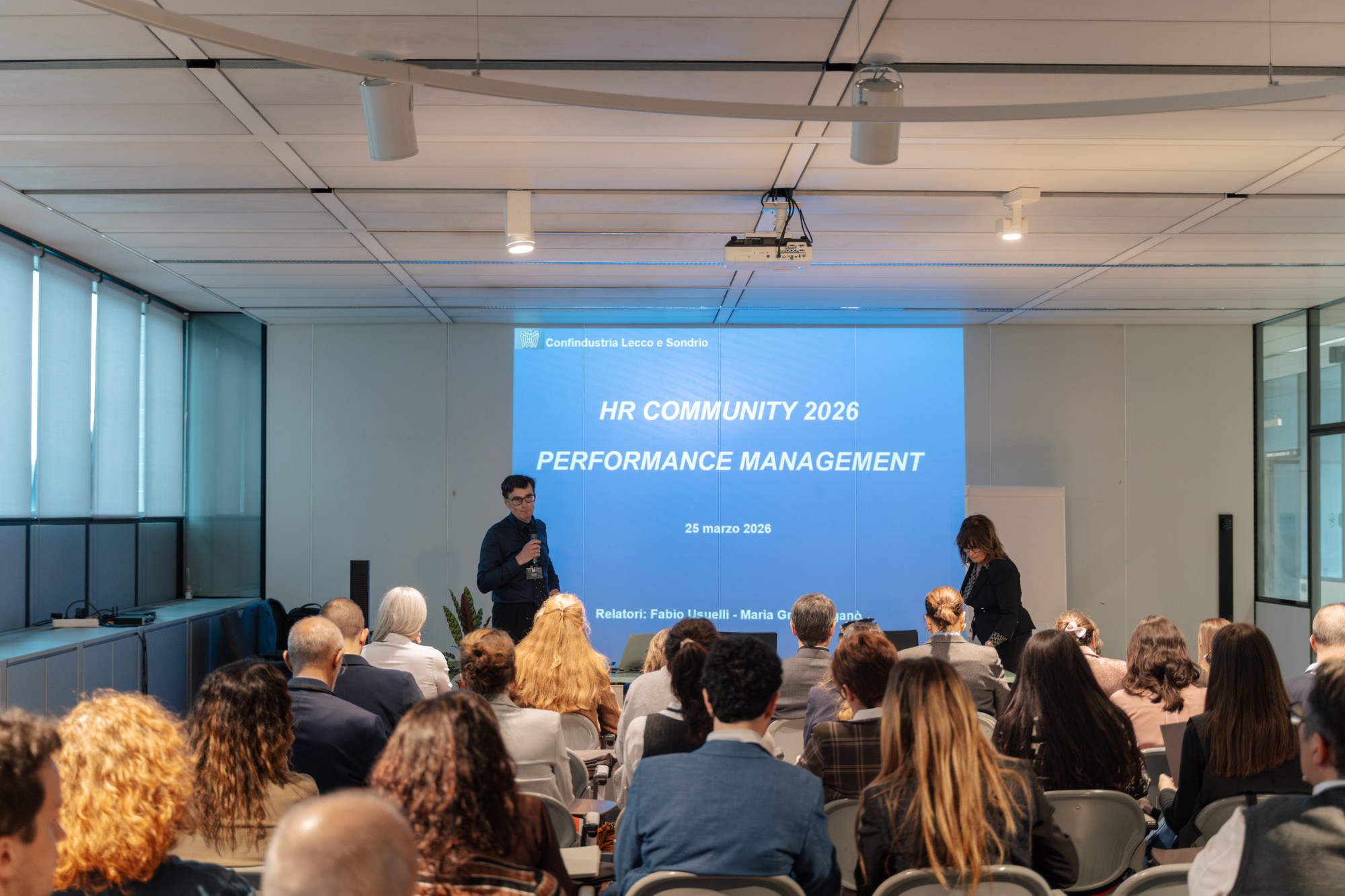 HR_Community_-_AAG_Stucchi_15.jpg (392 KB)