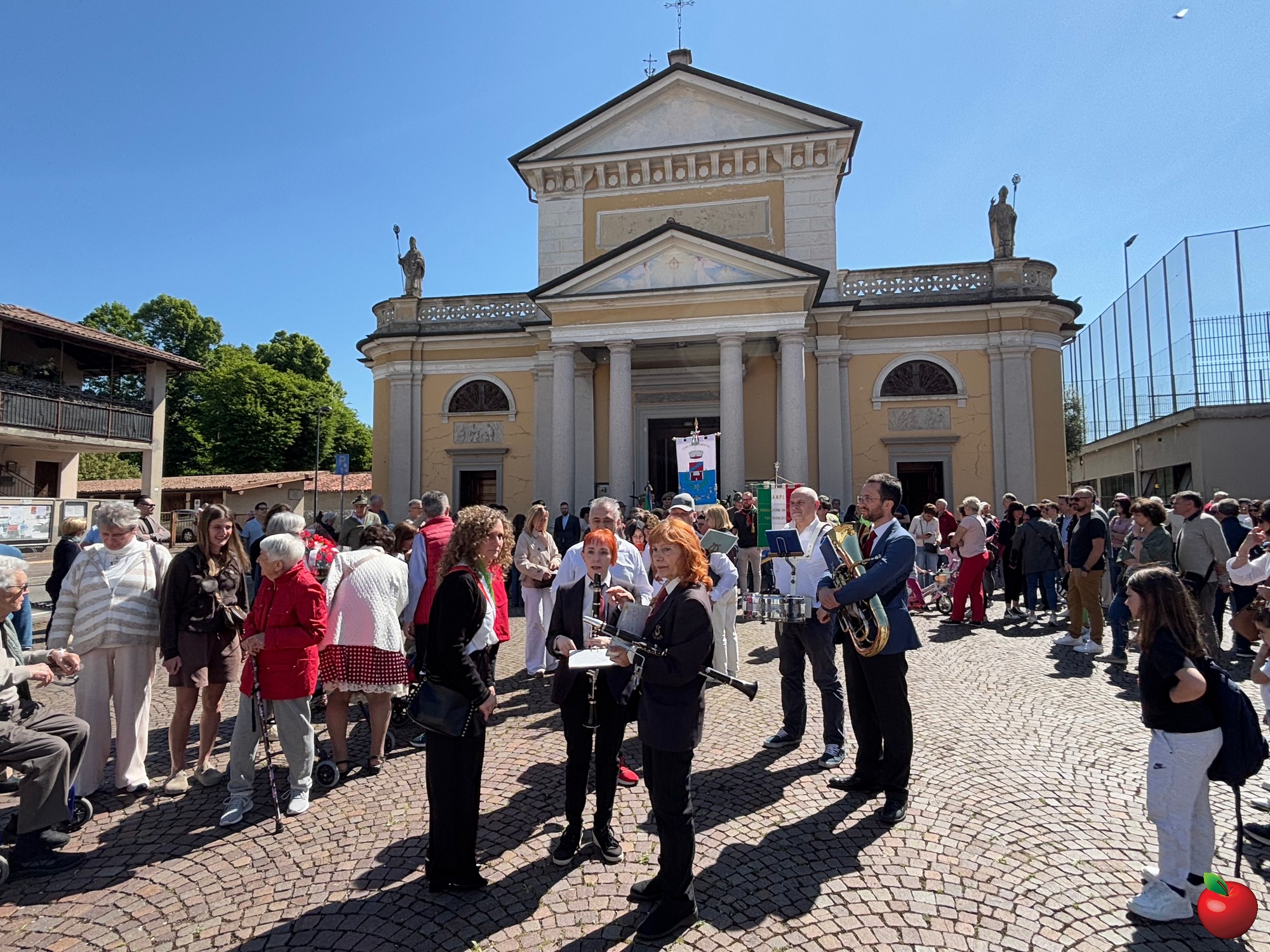 IMG_9270.jpg (839 KB)