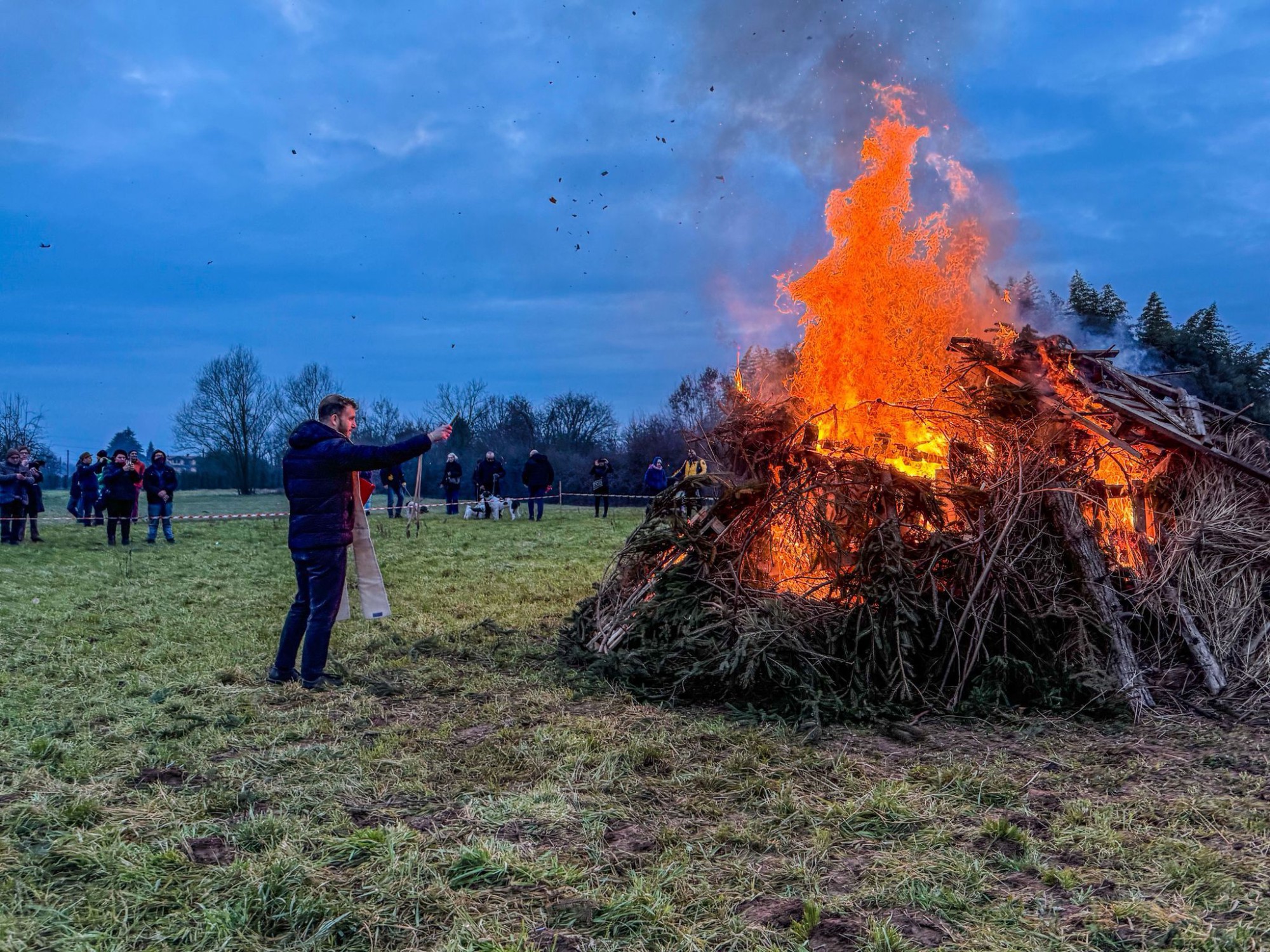 WhatsApp_Image_2026-01-26_at_14.13.46__1_.jpeg (825 KB)