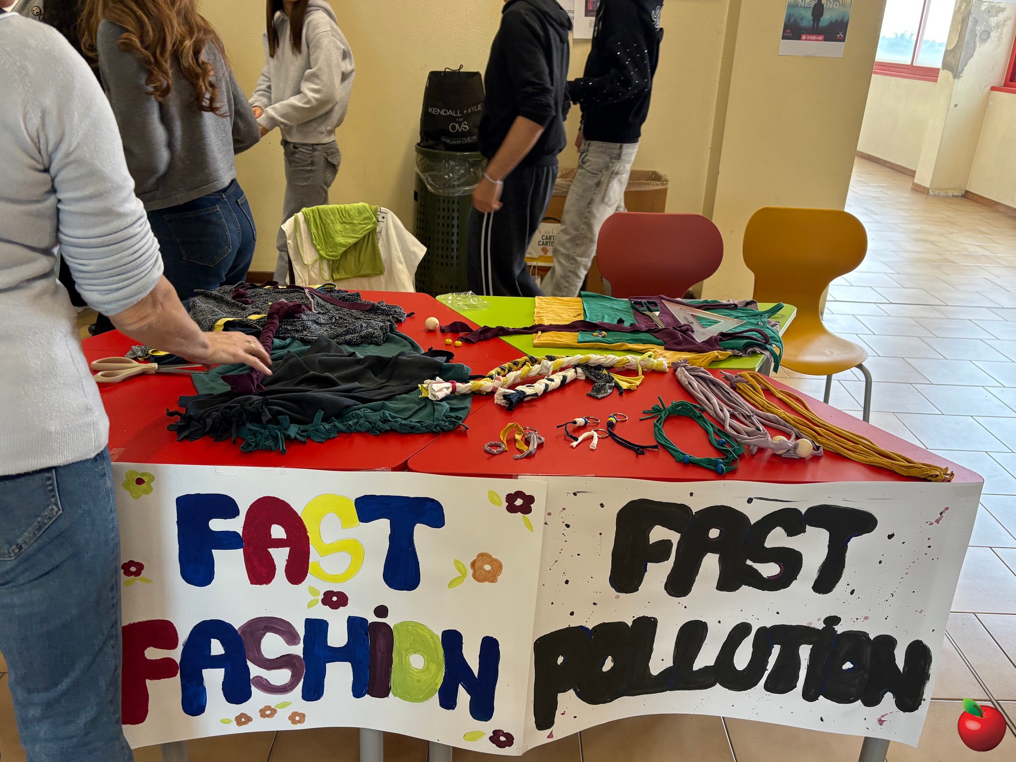 image00005.jpg (635 KB)