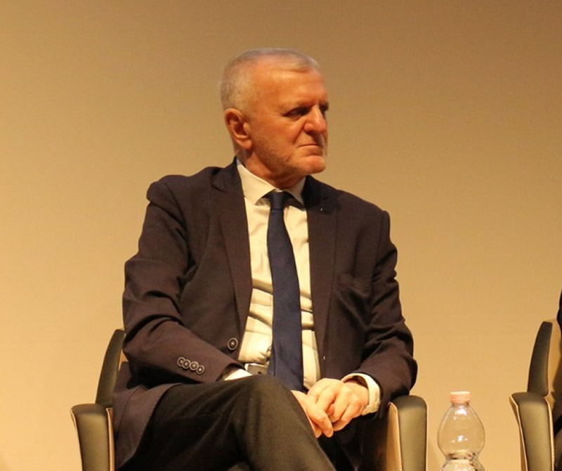 PieroCalabro.jpg (68 KB)