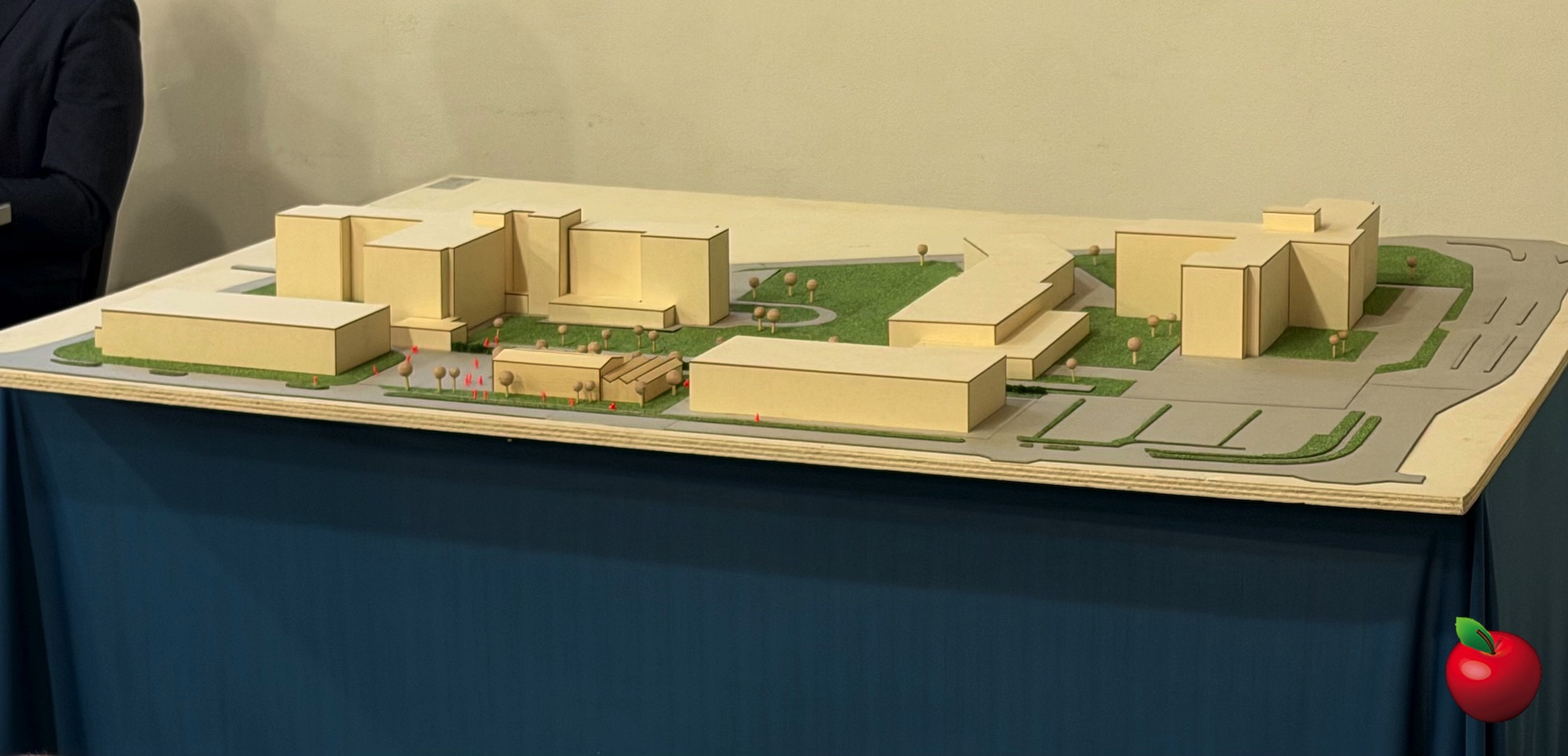 IMG_0636_3.jpg (715 KB)