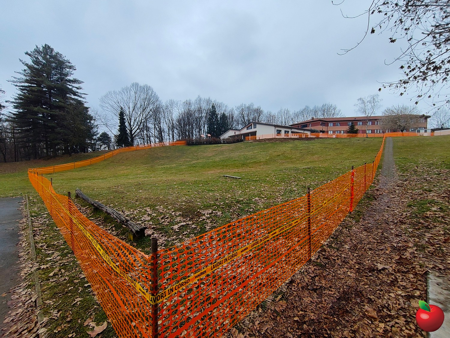 Image00012.jpg (695 KB)