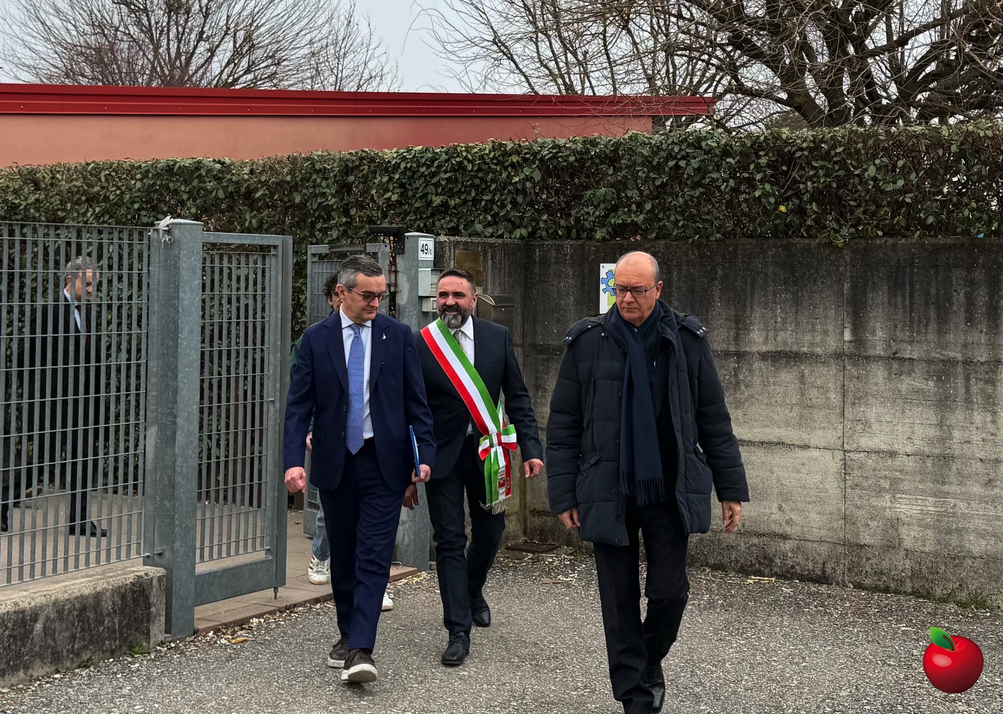 IMG_2539.jpg (1.24 MB)