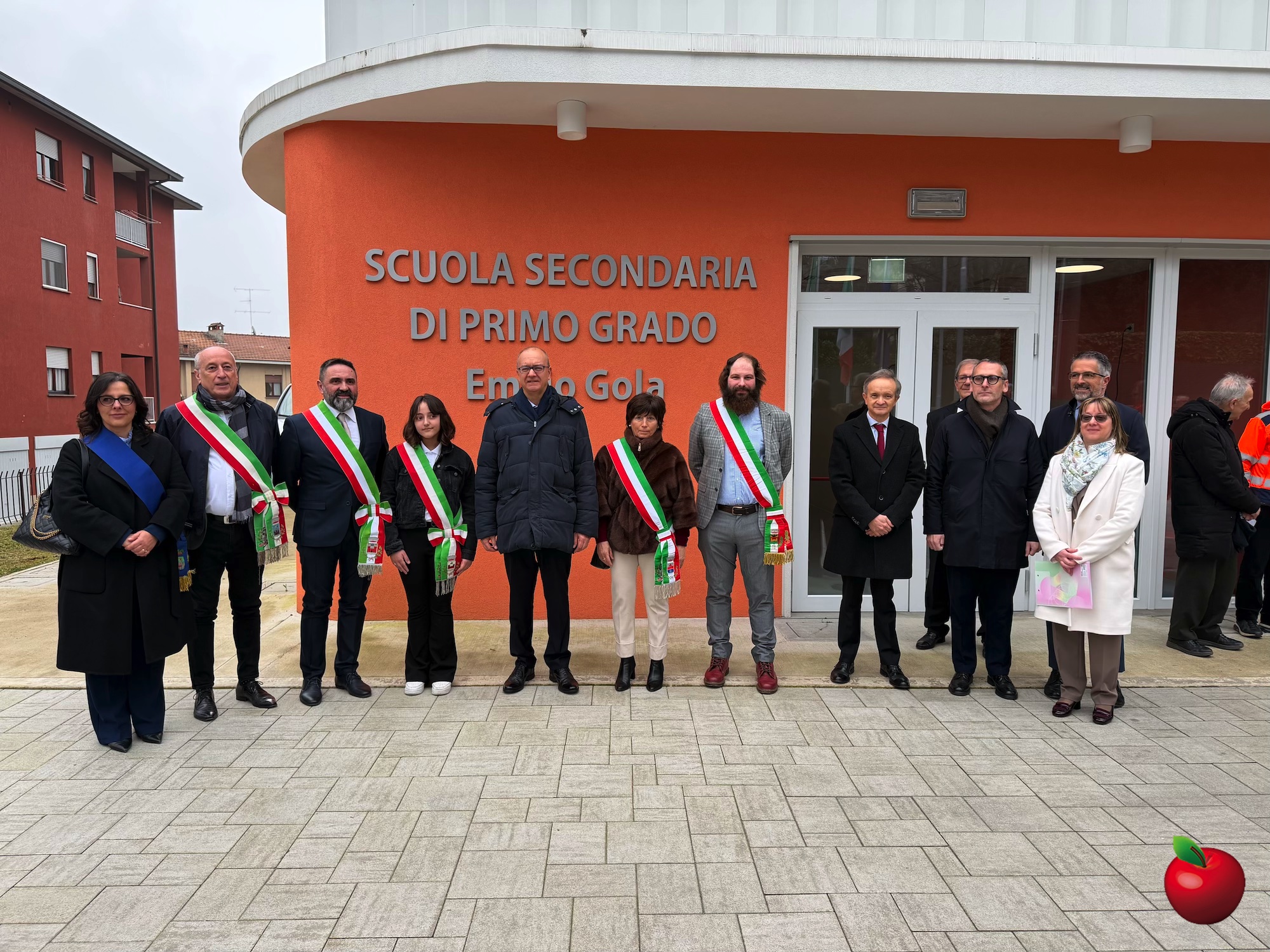 IMG_2566.jpg (1.08 MB)