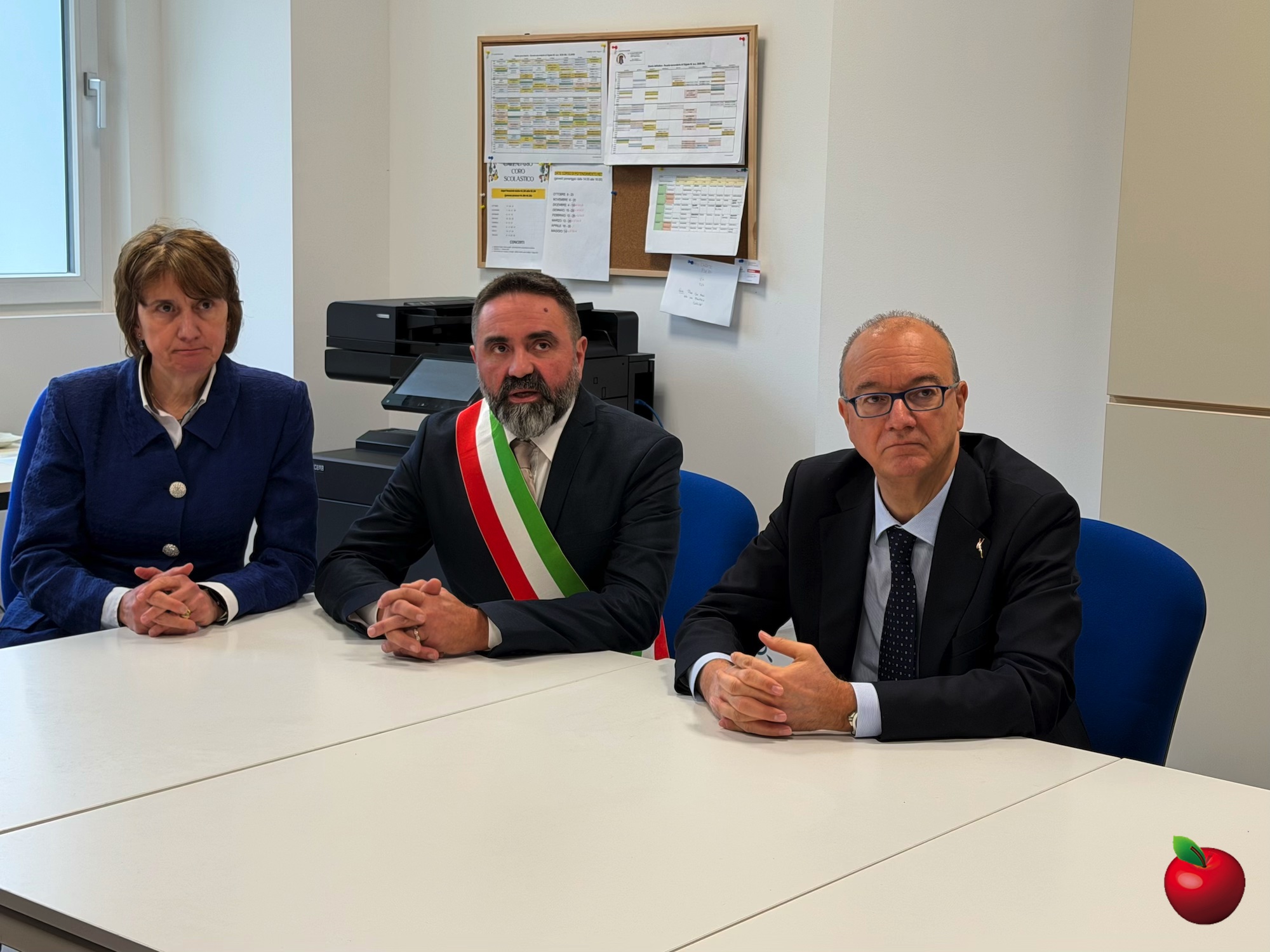 IMG_2645.jpg (575 KB)