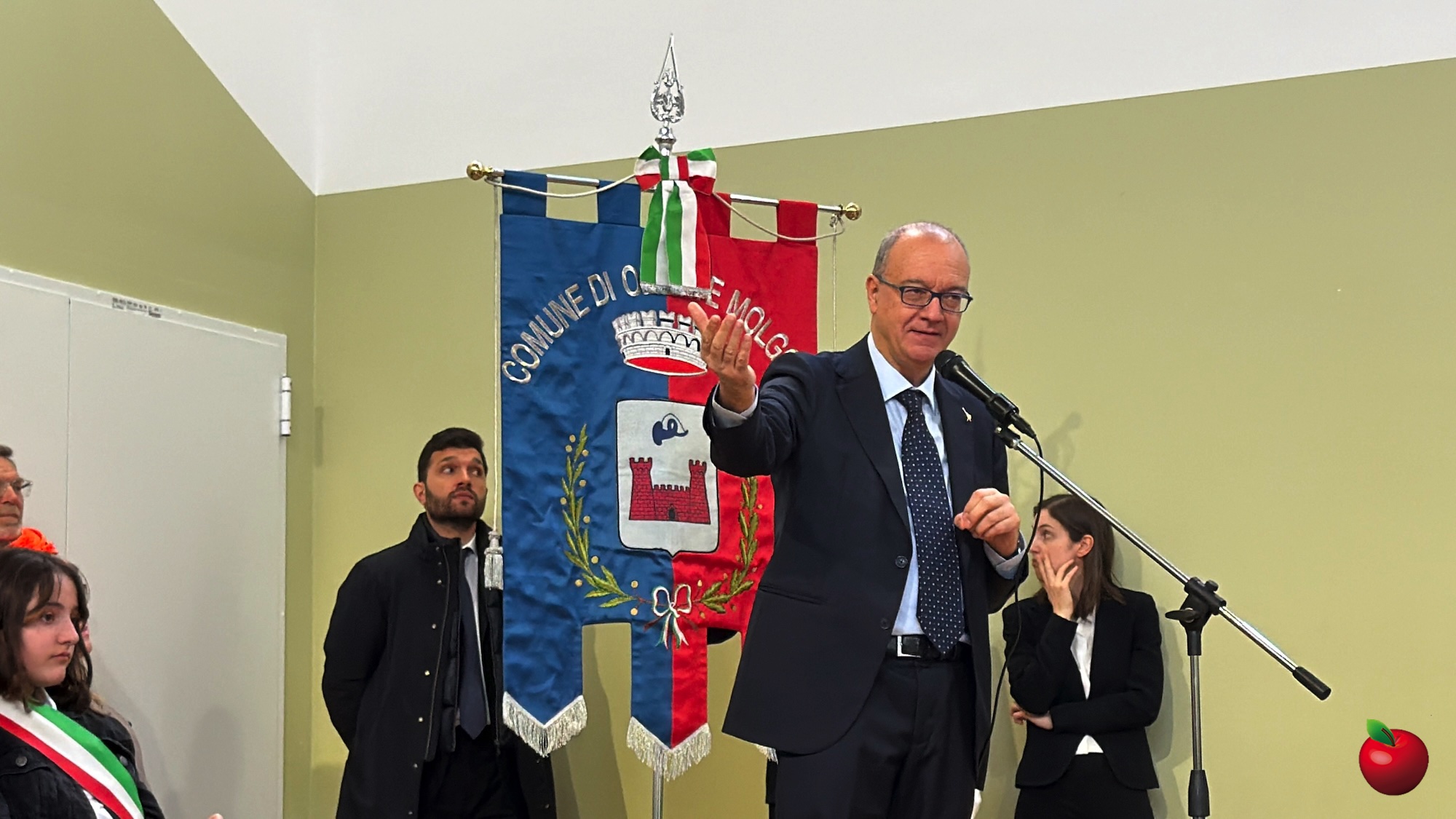 IMG_2676.jpg (451 KB)