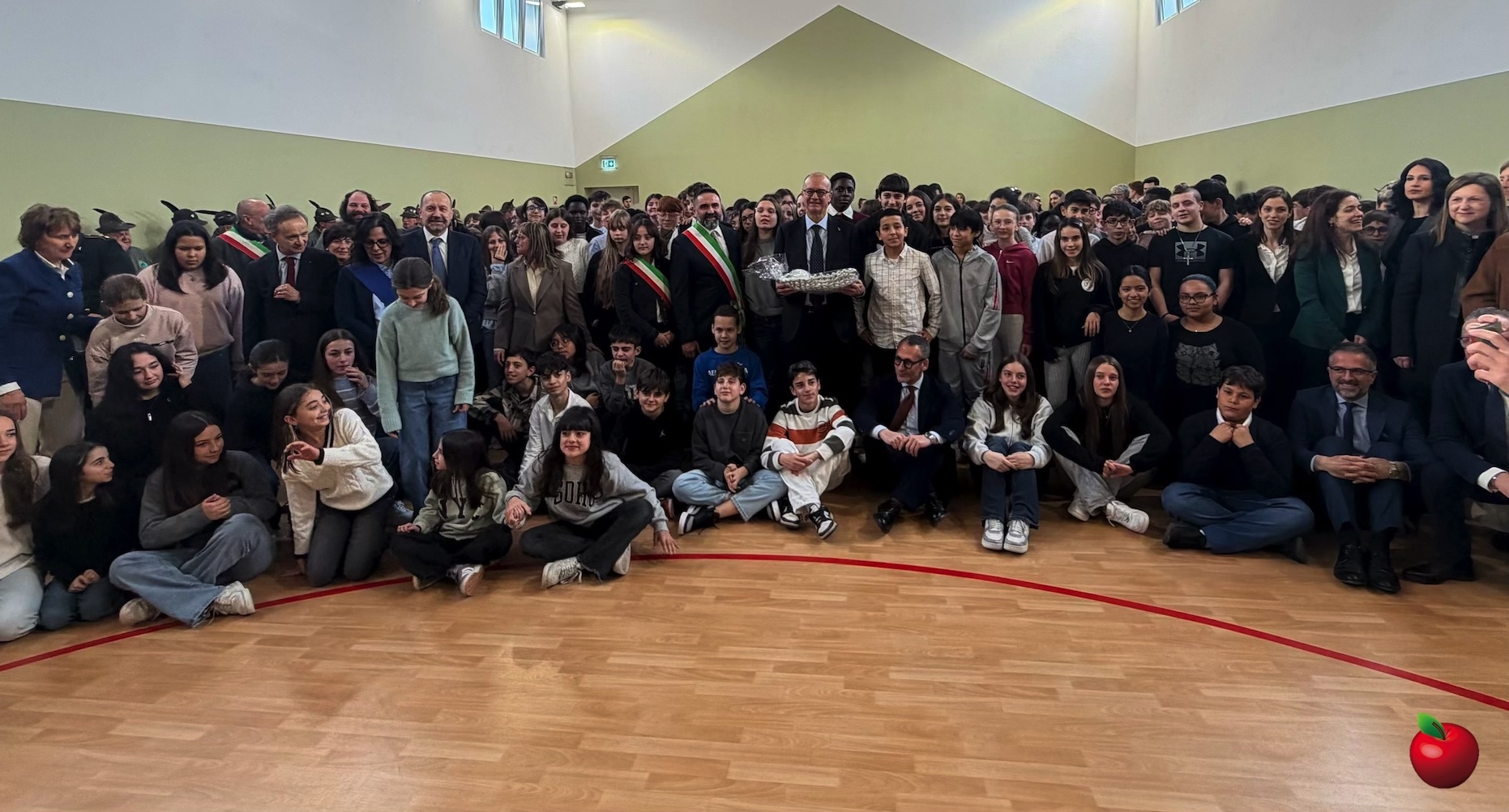 IMG_2700.jpg (538 KB)