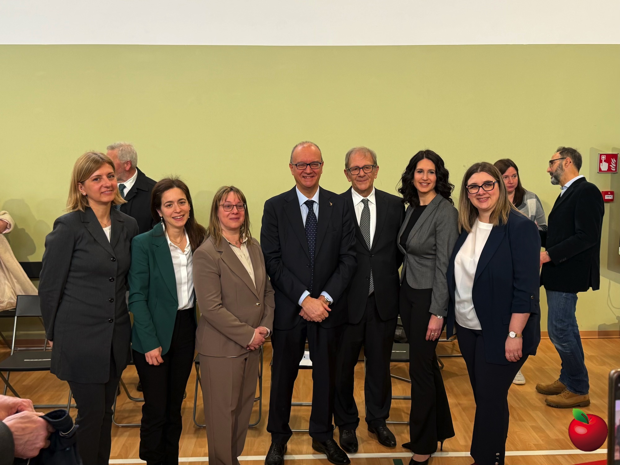 IMG_2747.jpg (584 KB)