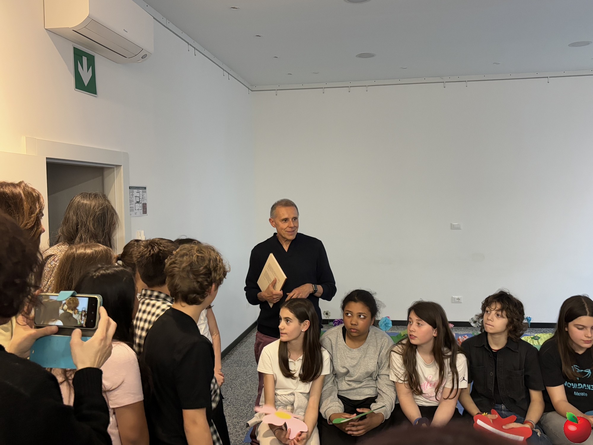 6OsnagoLeMilleEmilia.jpg (435 KB)