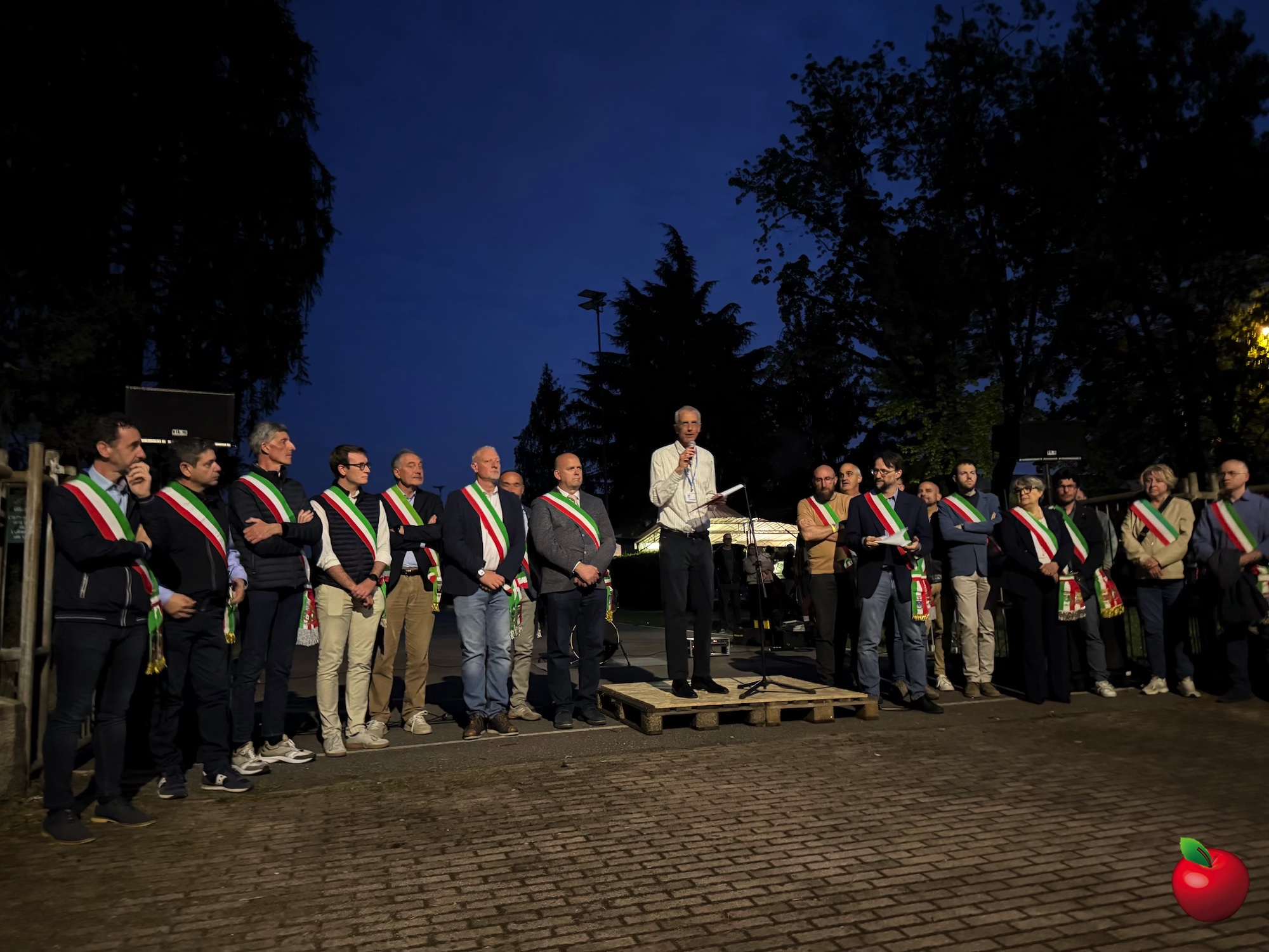 IMG_4417.jpg (667 KB)