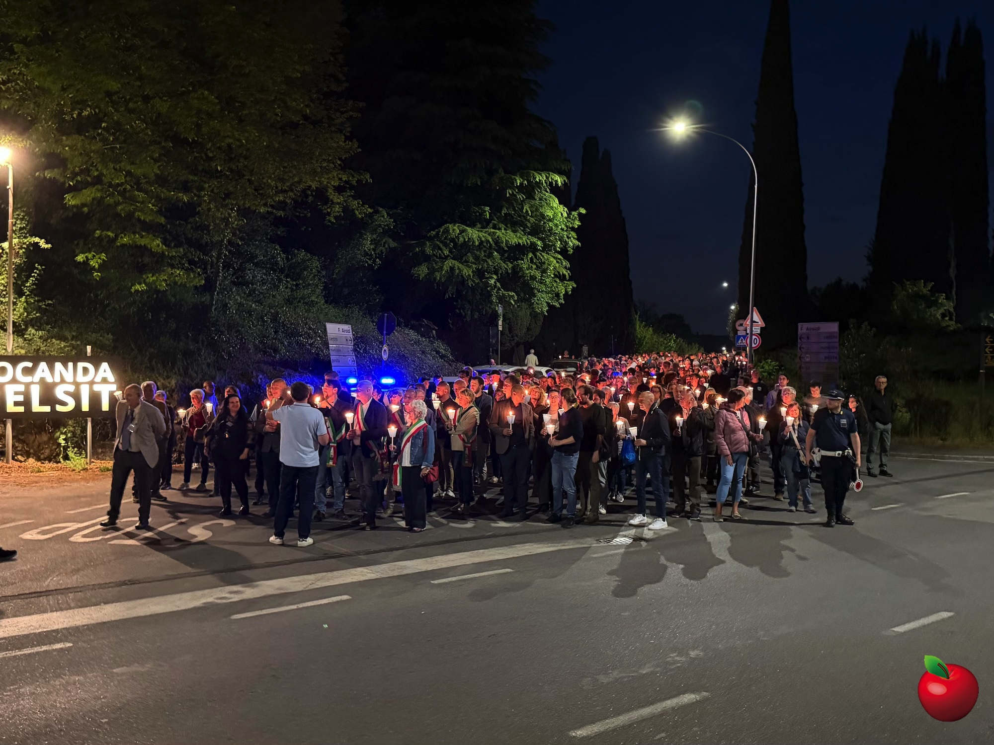 IMG_4478.jpg (818 KB)