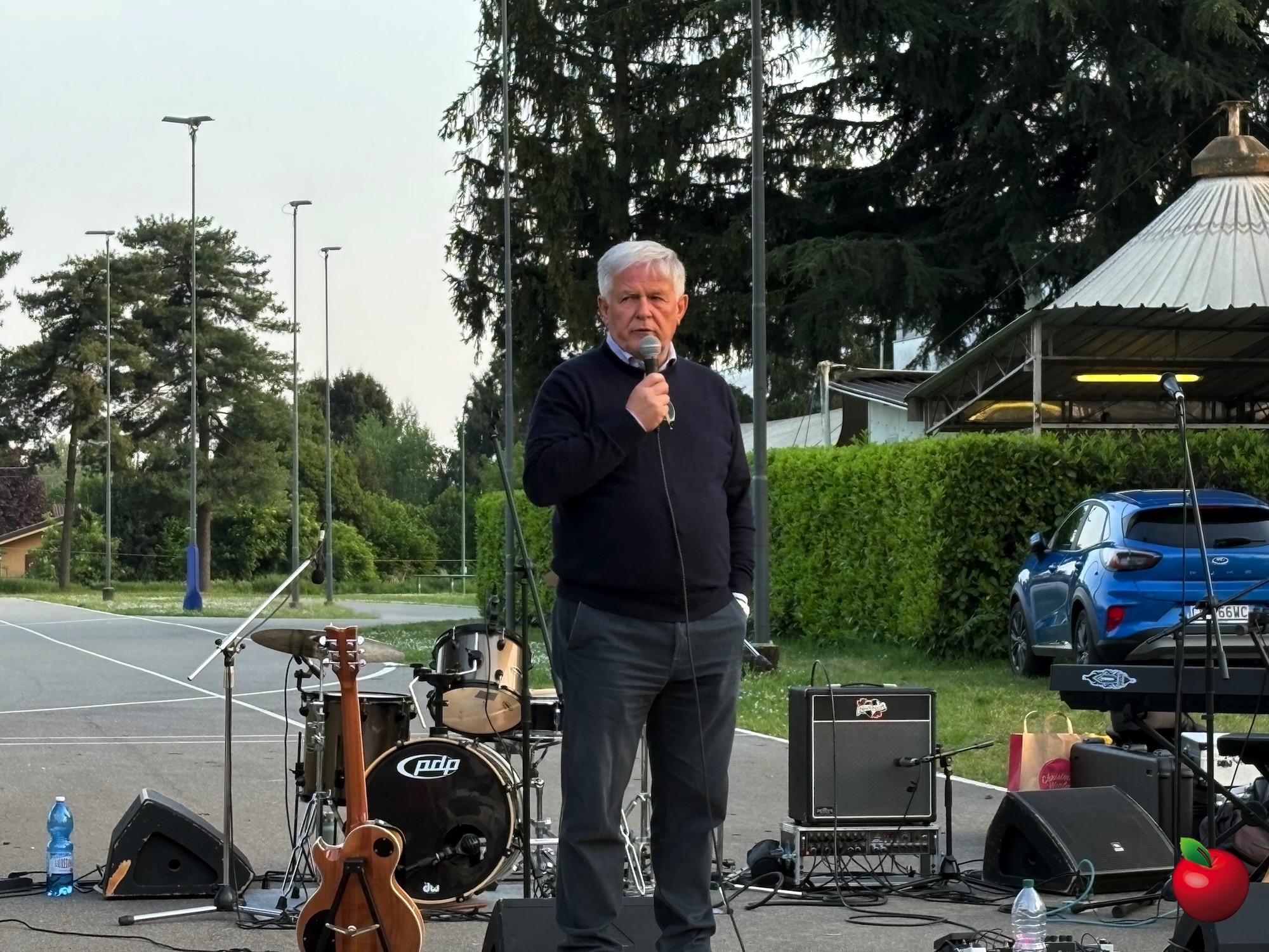 image00009.jpg (1.01 MB)