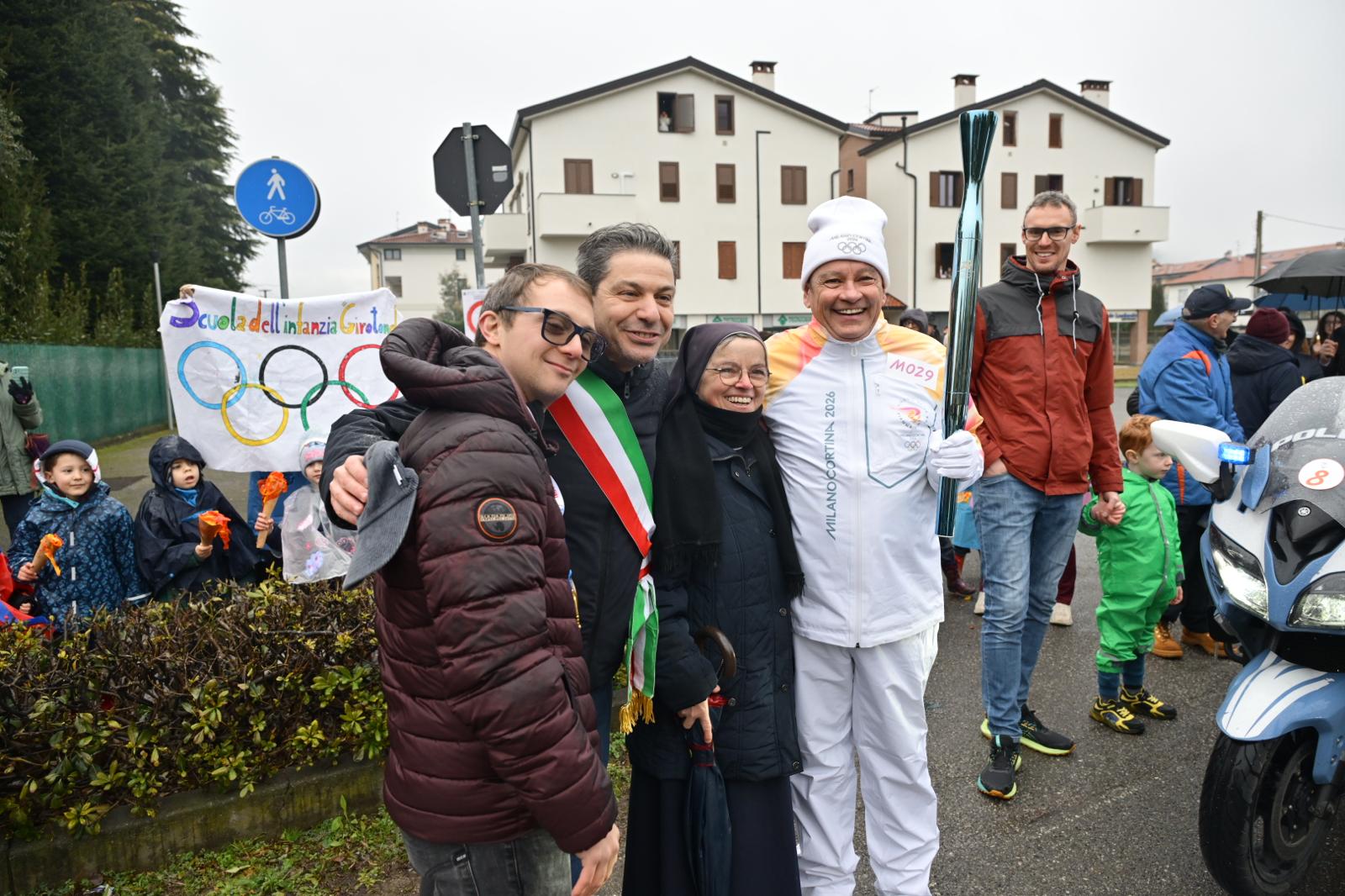 RobbiateFiammaOlimpica__7_.jpeg (240 KB)