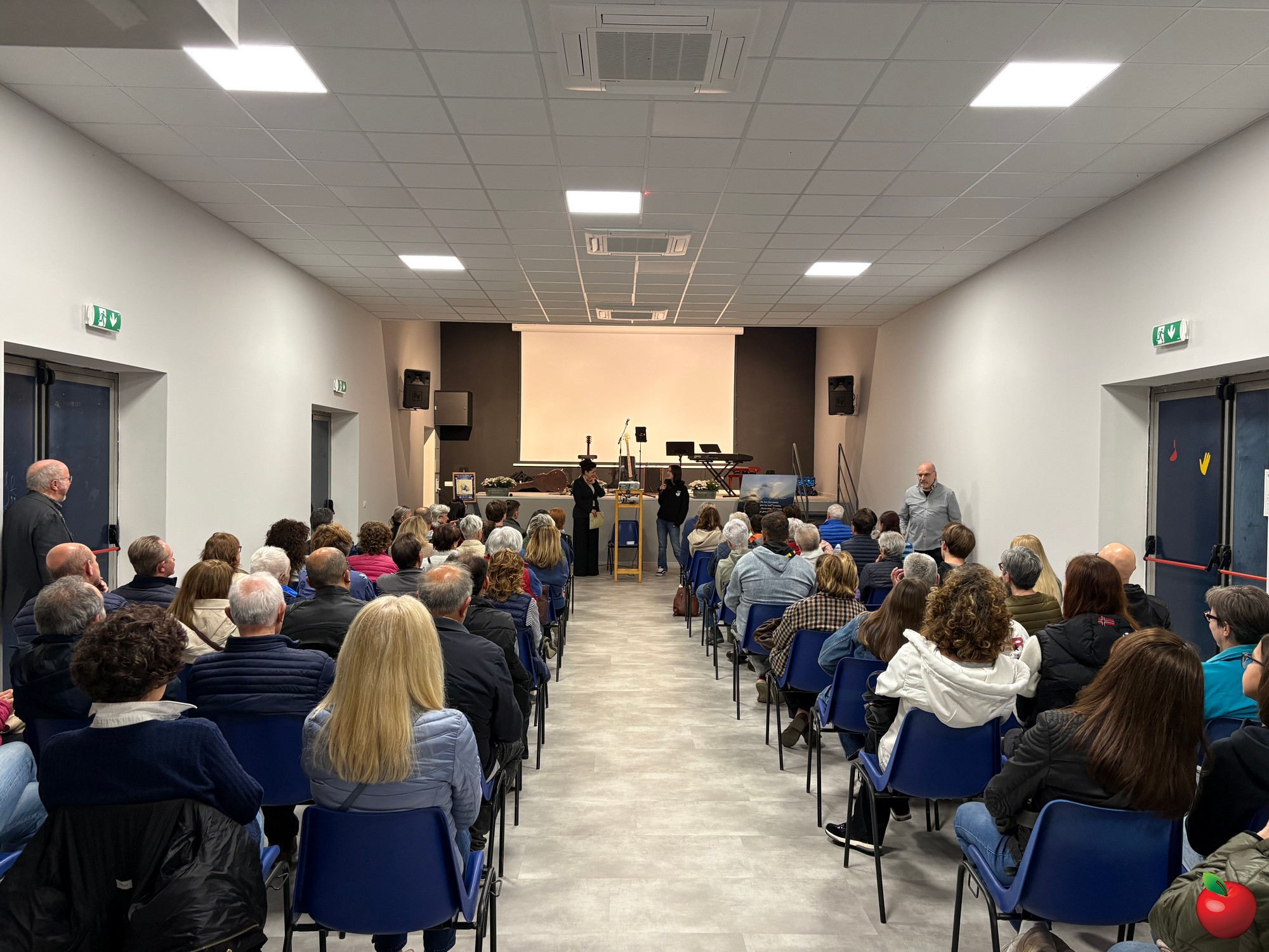 image00006.jpg (569 KB)