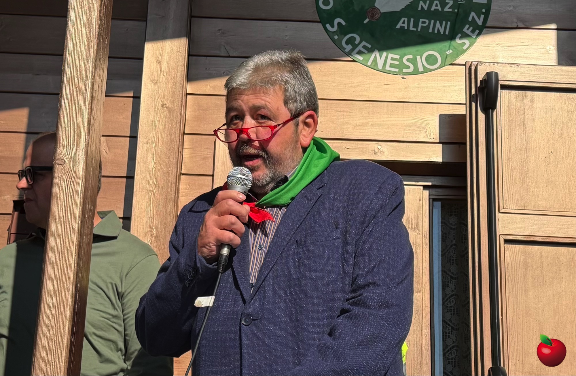 IMG_4885.jpg (846 KB)