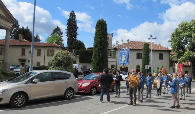 25 aprile cernusco 01